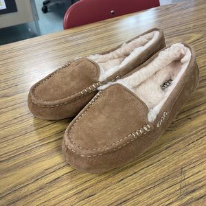 Ansley UGG slippers
